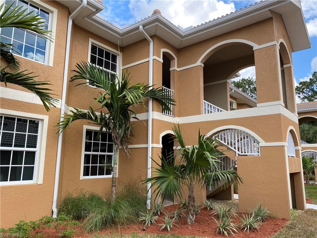 1131 Winding Pines CIR 103 CAPE CORAL, FL 33909