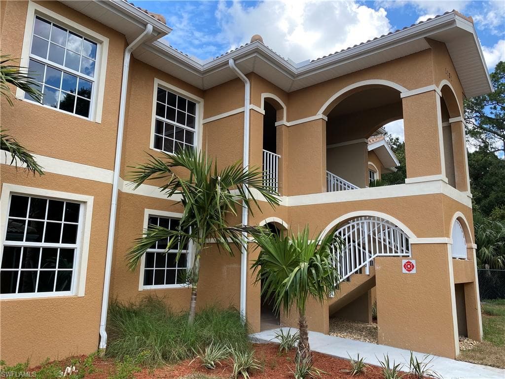 1131 Winding Pines CIR 104 CAPE CORAL, FL 33909