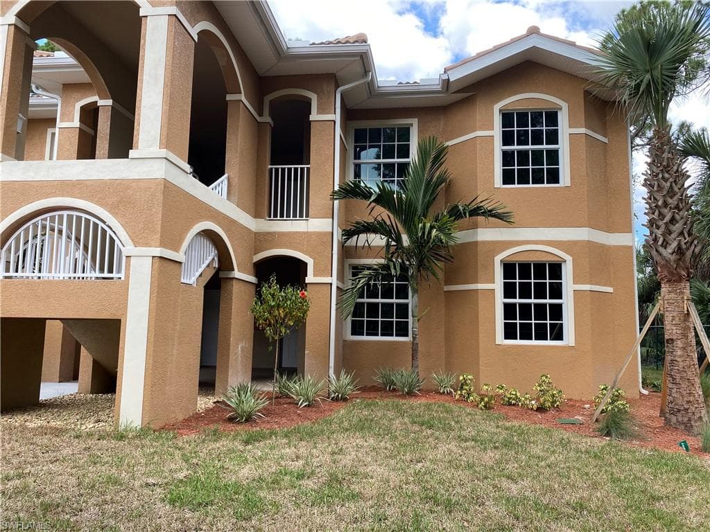 1131 Winding Pines CIR 105 CAPE CORAL, FL 33909