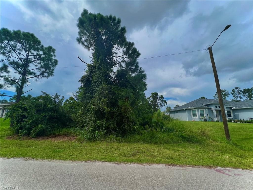 3514 42nd ST SW LEHIGH ACRES, FL 33976