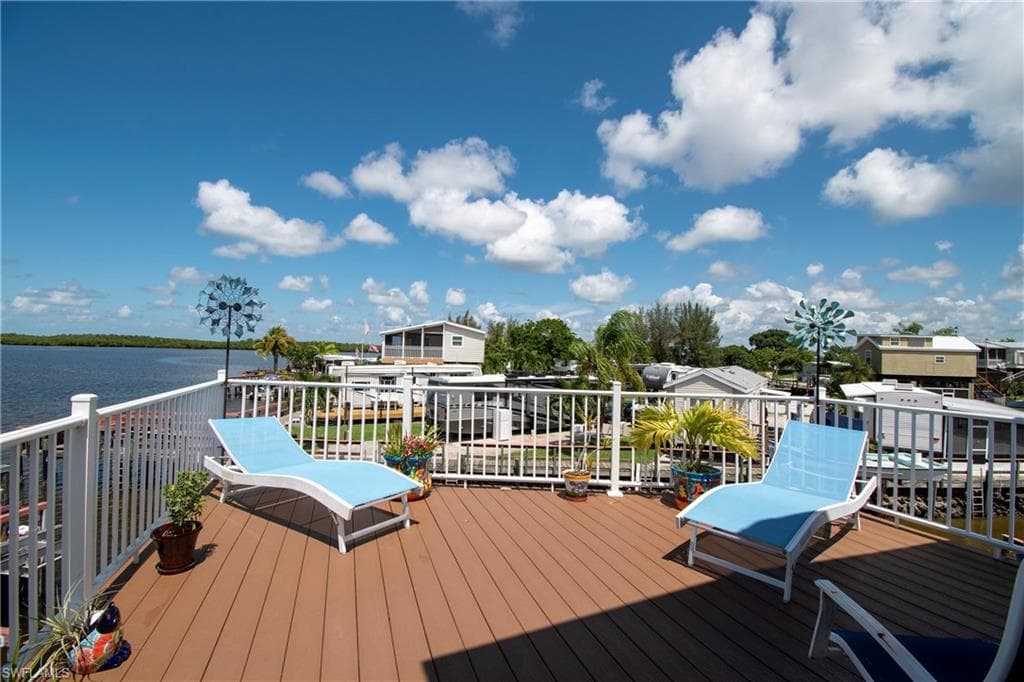 1180 Chokoloskee DR 58 CHOKOLOSKEE, FL 34138