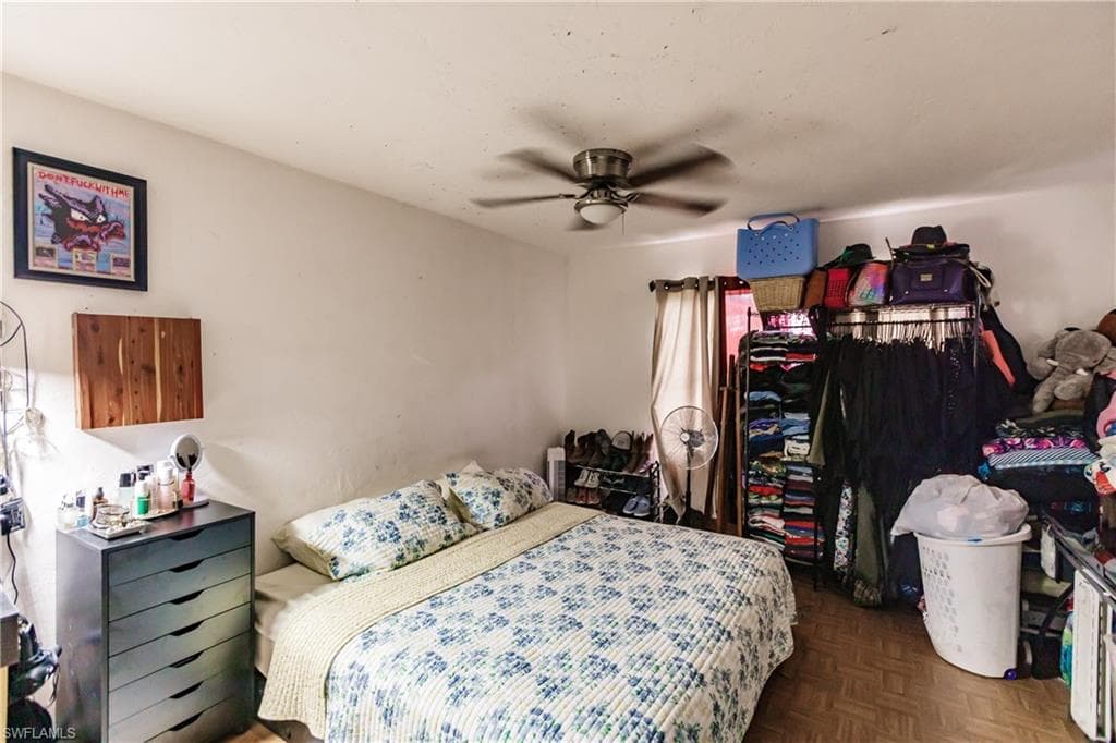9000-9002 Somerset LN 9002 BONITA SPRINGS, FL 34135