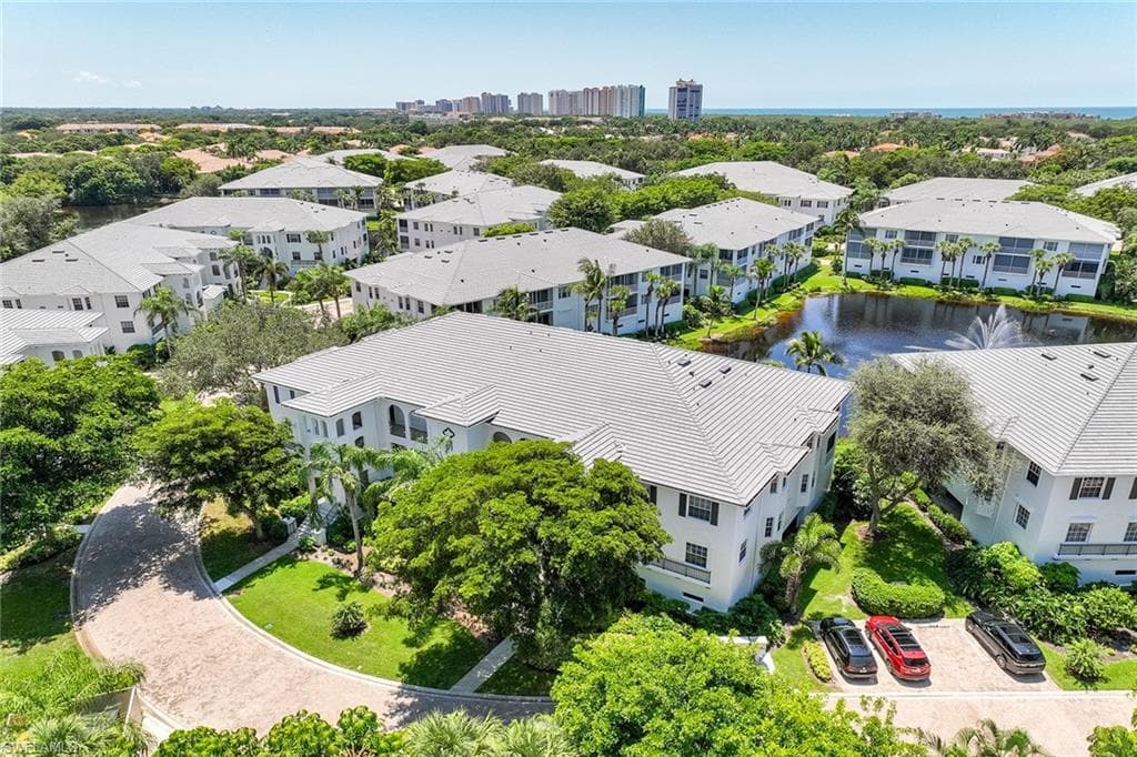 795 Bentwater CIR 203 NAPLES, FL 34108