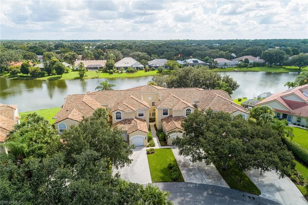57 Silver Oaks CIR 13103 NAPLES, FL 34119