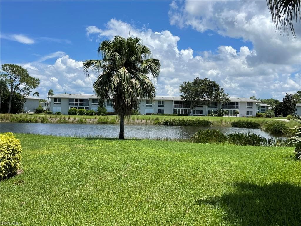 235 Palm DR 1 NAPLES, FL 34112