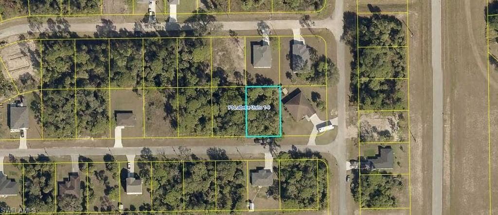 5024 Quebec RD LABELLE, FL 33935