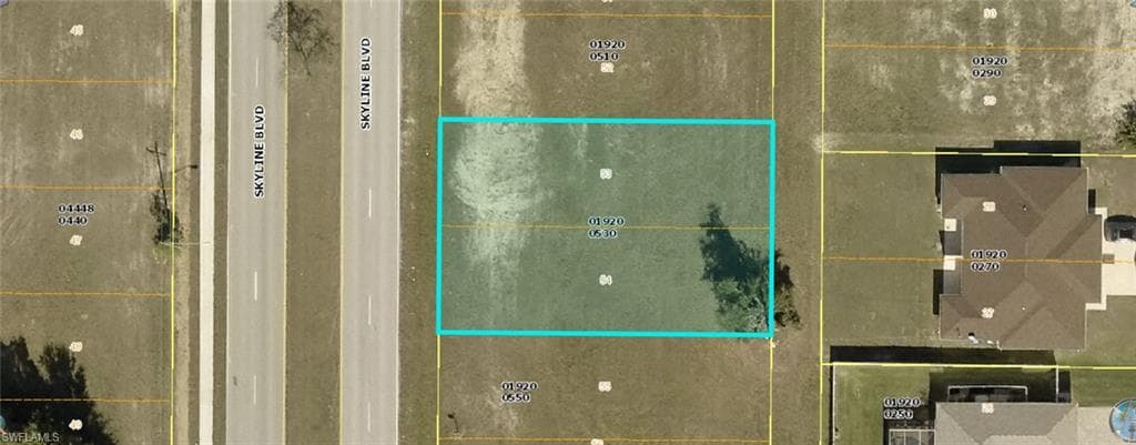 1307 Skyline BLVD CAPE CORAL, FL 33991