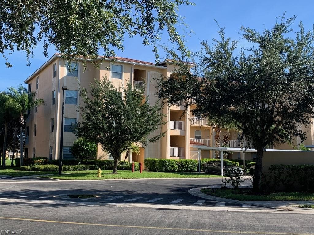 8450 Kingbird LOOP 432 ESTERO, FL 33967
