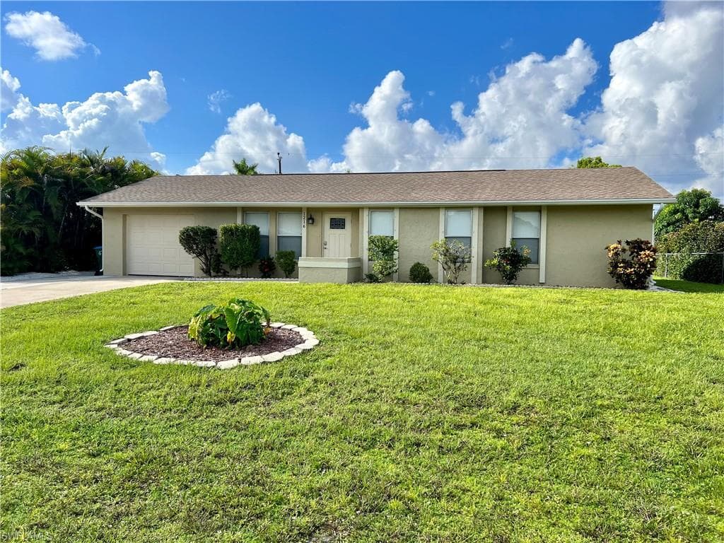1216 SE 35th TER CAPE CORAL, FL 33904