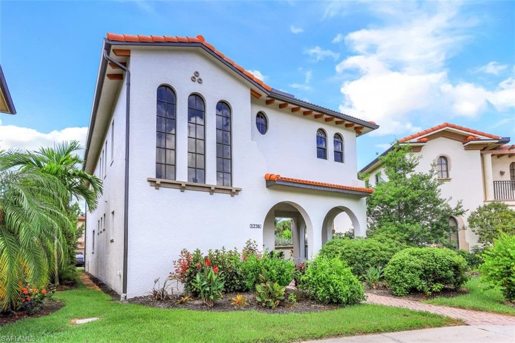 1276 Kendari TER NAPLES, FL 34113