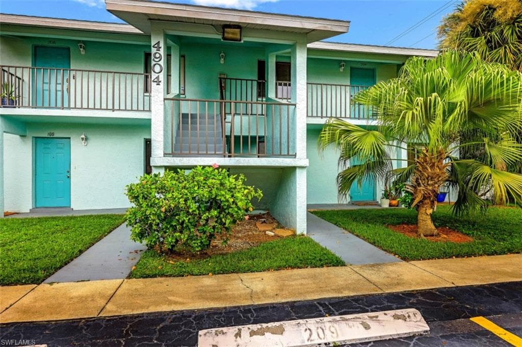 4904 Vincennes CT 209 CAPE CORAL, FL 33904