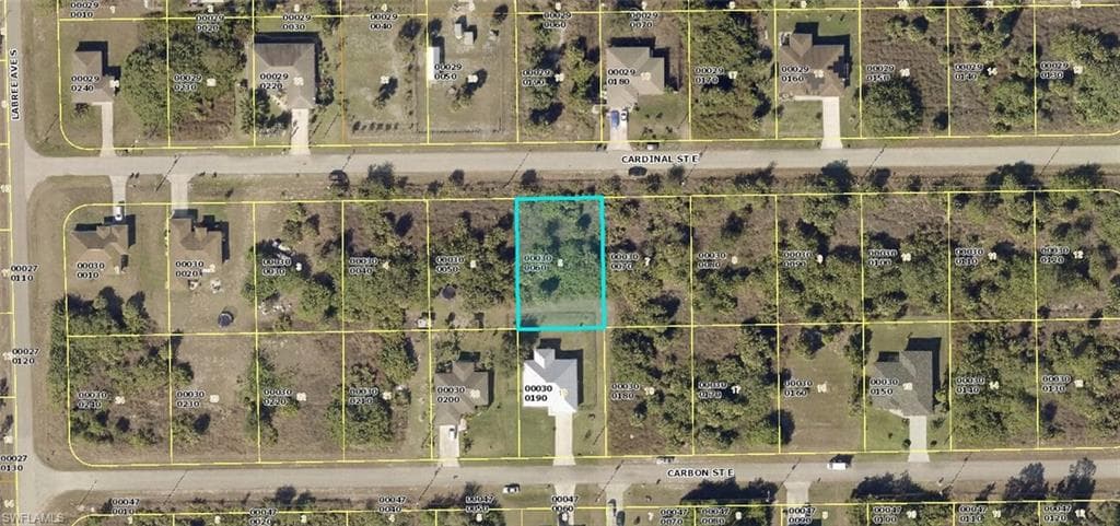 724 Cardinal ST E LEHIGH ACRES, FL 33974