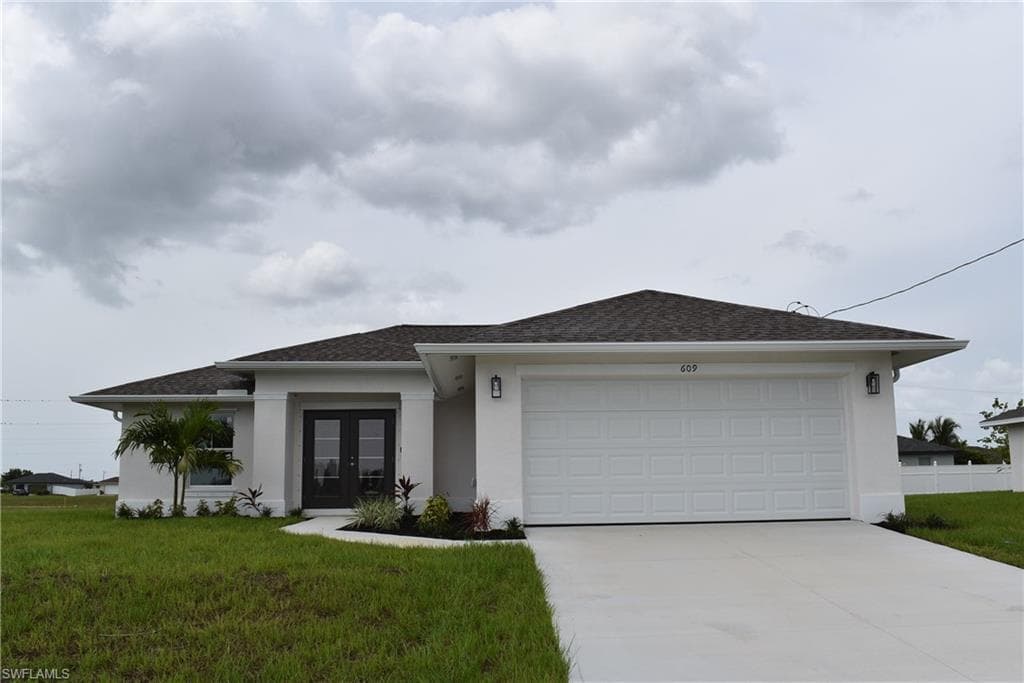 609 25th ST CAPE CORAL, FL 33993