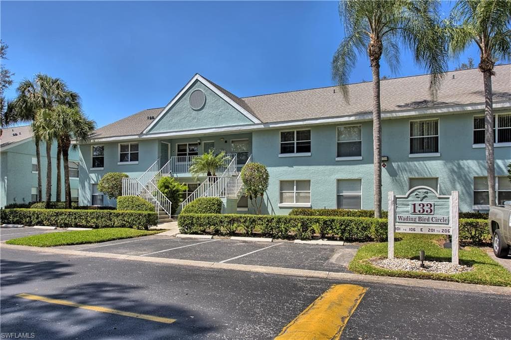 133 Wading Bird CIR 203 NAPLES, FL 34110
