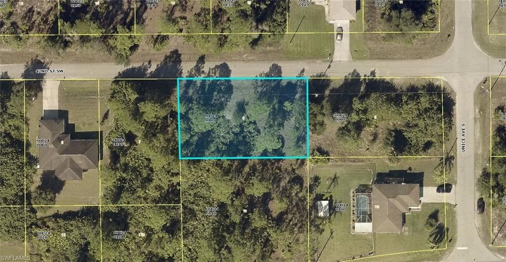 3605 42nd ST SW LEHIGH ACRES, FL 33976