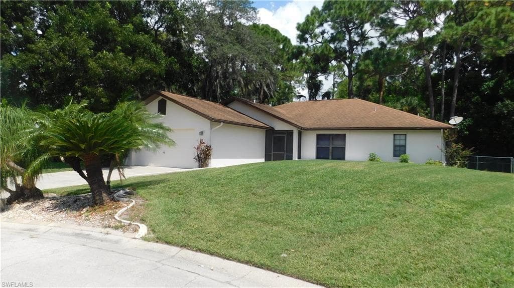 15351 Sam Snead LN NORTH FORT MYERS, FL 33917