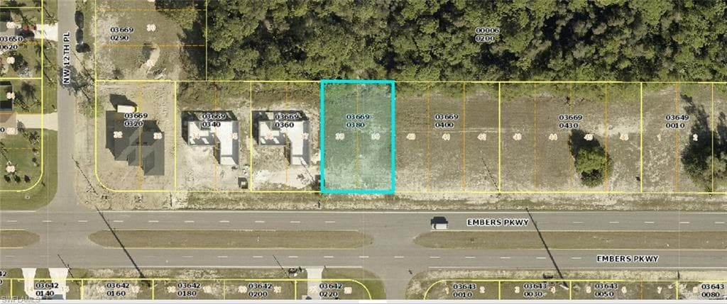 1101 Embers PKWY W CAPE CORAL, FL 33993