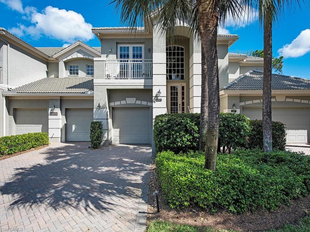 9009 Whimbrel Watch LN 202 NAPLES, FL 34109