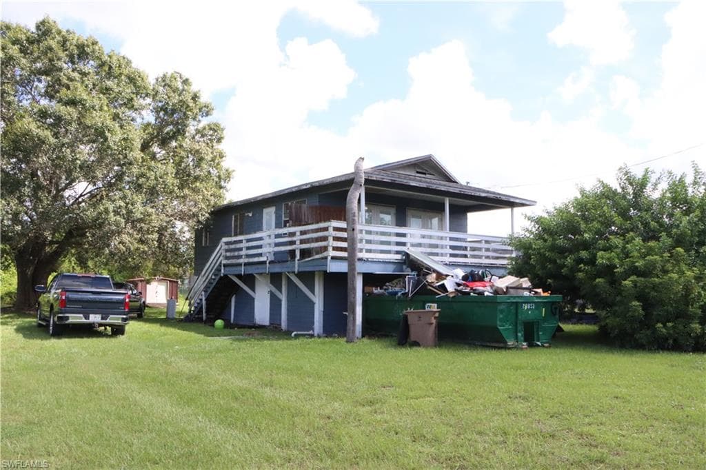 3606 21st ST SW LEHIGH ACRES, FL 33976