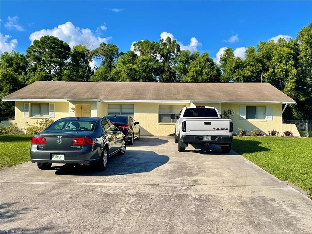 7193-7197 Barragan RD FORT MYERS, FL 33967