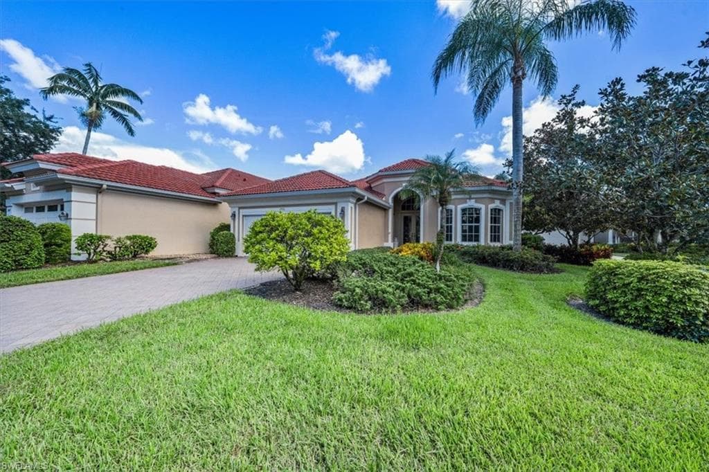 1021 Tierra Lago WAY NAPLES, FL 34119