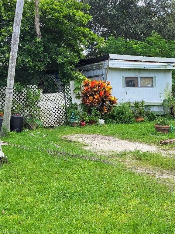 2641 Holly AVE NAPLES, FL 34112