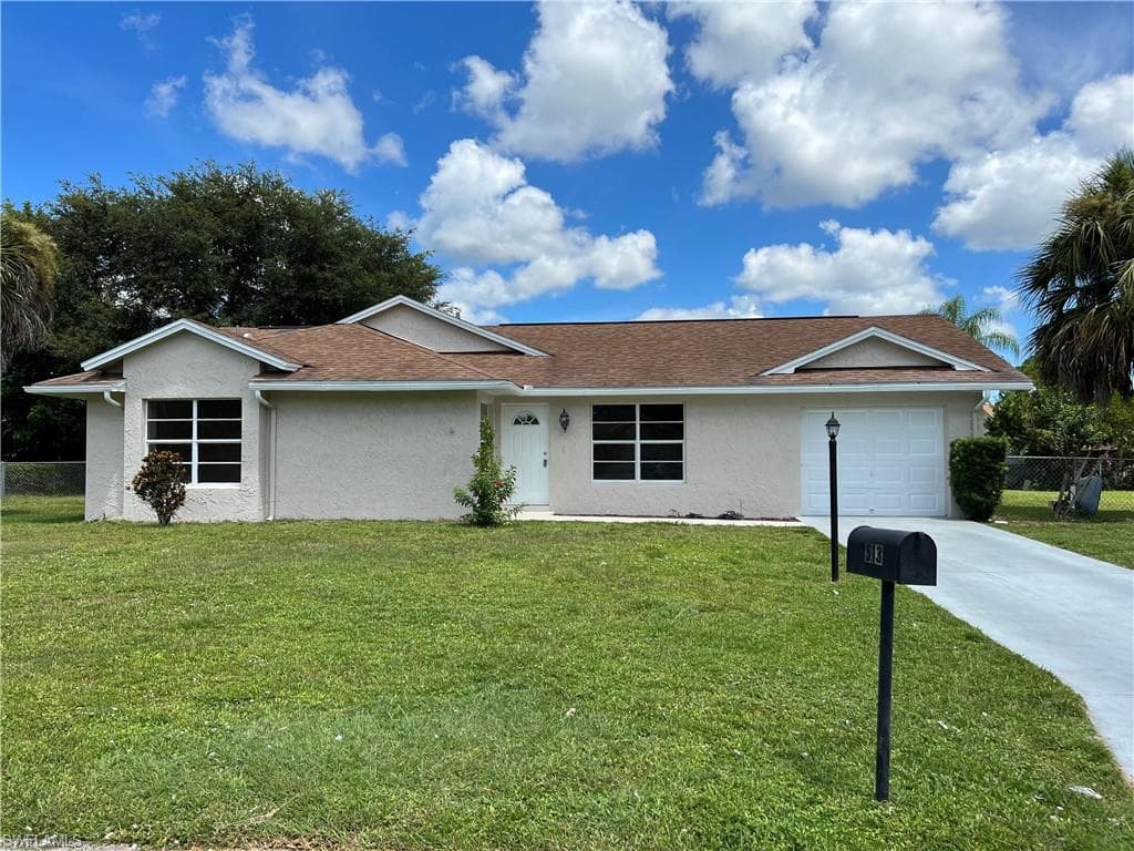 513 Noridge DR LEHIGH ACRES, FL 33936
