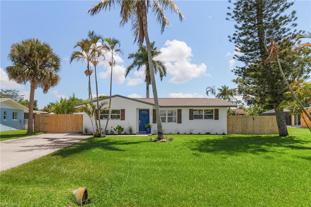 1350 Sirocco ST FORT MYERS, FL 33919