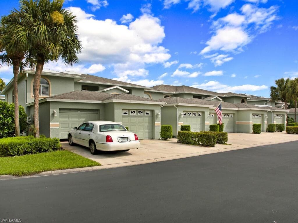 875 New Waterford DR T-102 NAPLES, FL 34104