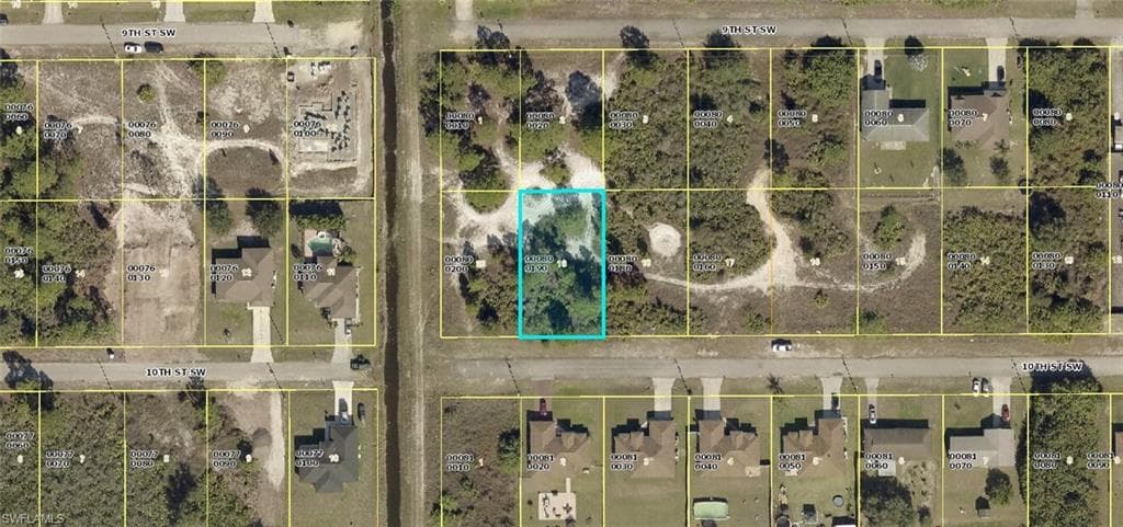 2716 10th ST SW LEHIGH ACRES, FL 33976