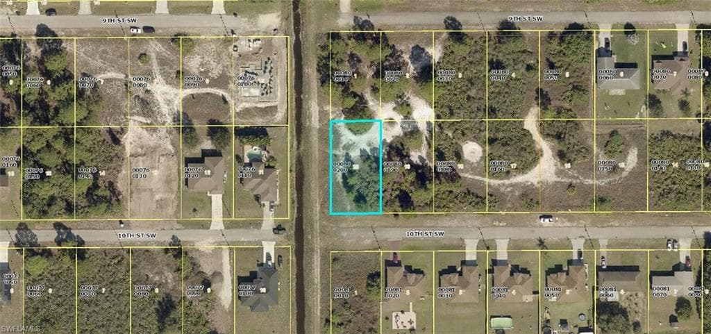 2718 10th ST SW LEHIGH ACRES, FL 33976