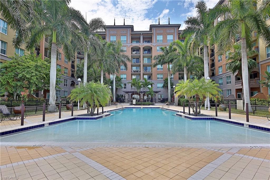 2825 Palm Beach BLVD 614 FORT MYERS, FL 33916