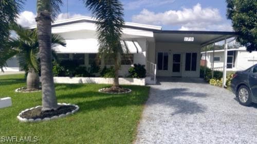179 Chisholm TRL E NORTH FORT MYERS, FL 33917