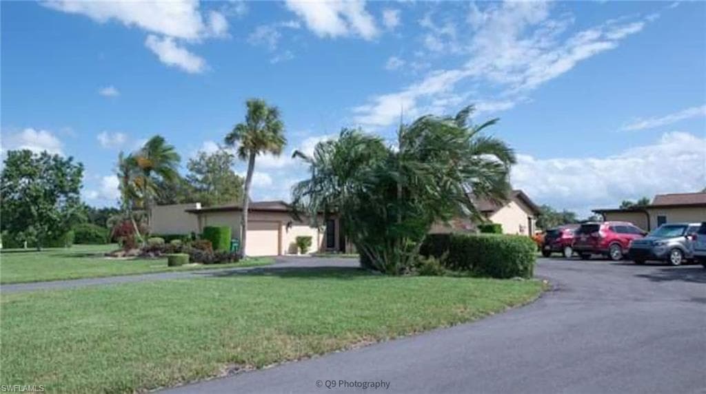 4139 Lakewood BLVD E-2 NAPLES, FL 34112