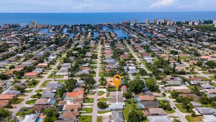623 104th AVE N NAPLES, FL 34108