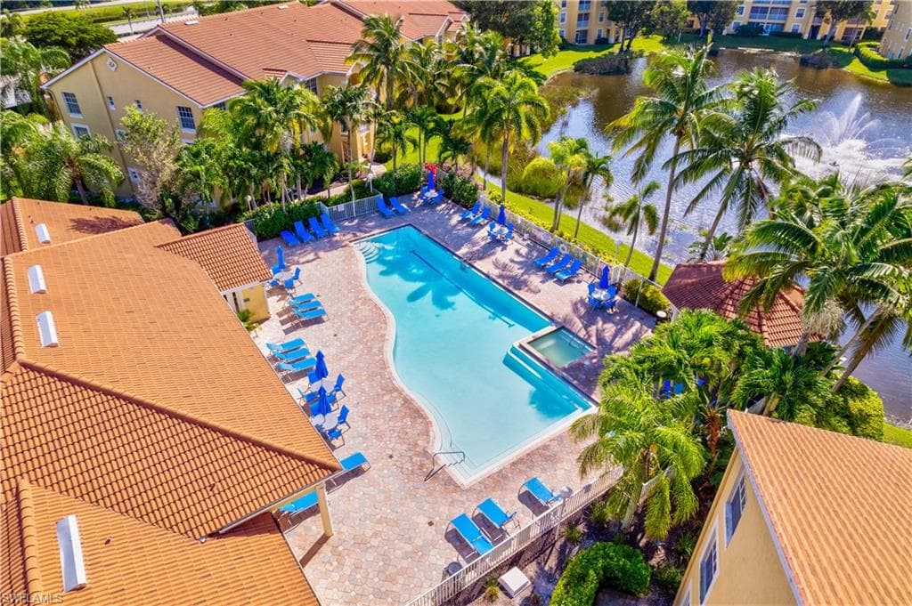 4620 Saint Croix LN 916 NAPLES, FL 34109
