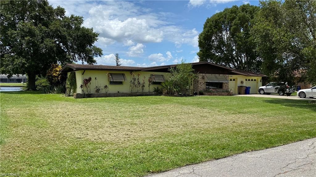 13881 River Forest DR FORT MYERS, FL 33905