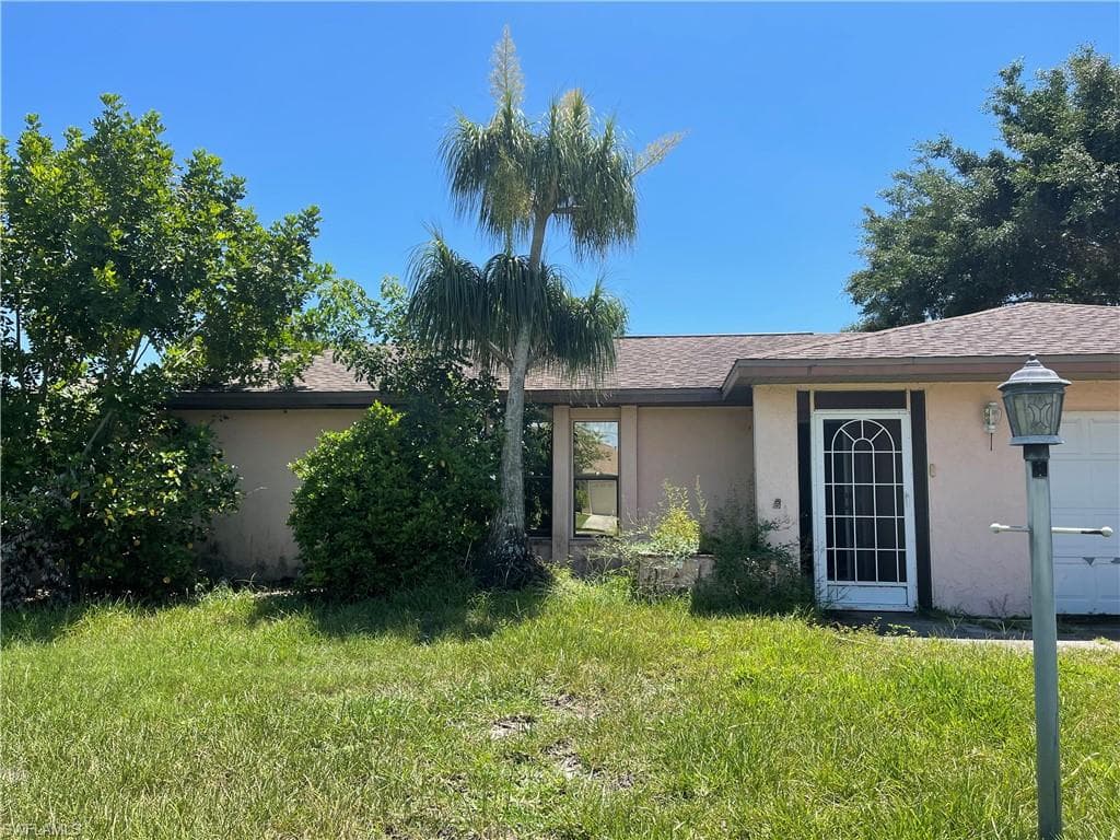 220 Aviation PKWY CAPE CORAL, FL 33904