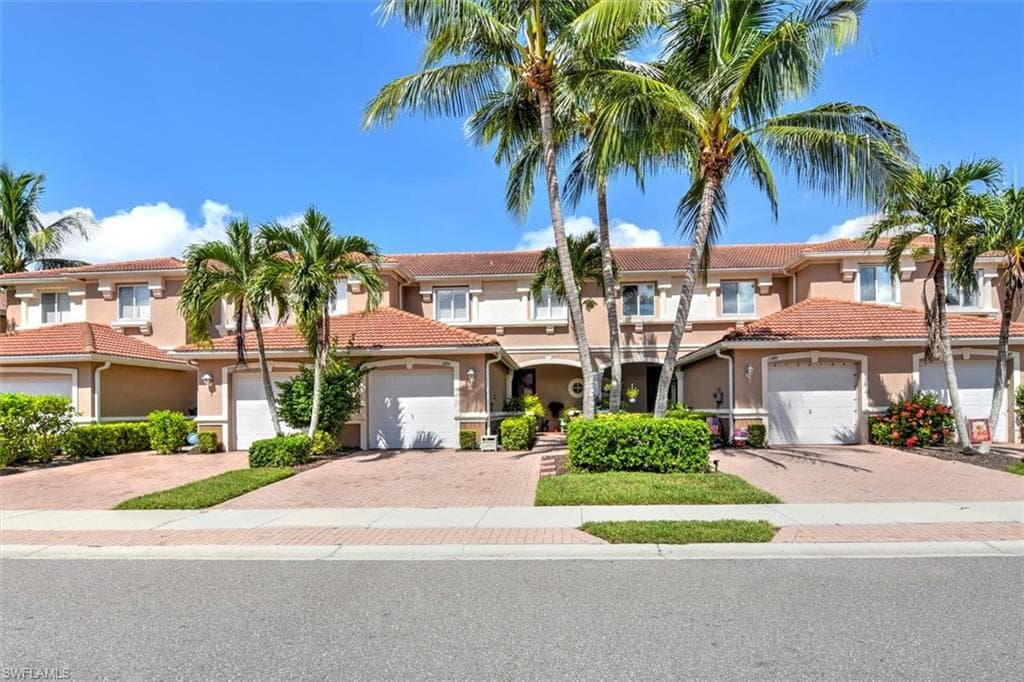 3351 Dandolo CIR CAPE CORAL, FL 33909