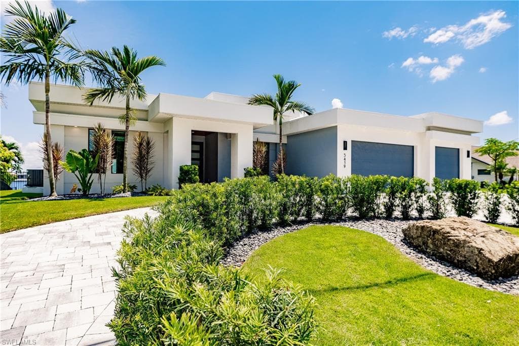 5419 Skyline BLVD CAPE CORAL, FL 33914