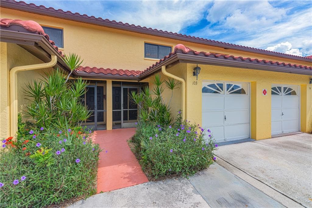 1109 SE 40th ST 103 CAPE CORAL, FL 33904