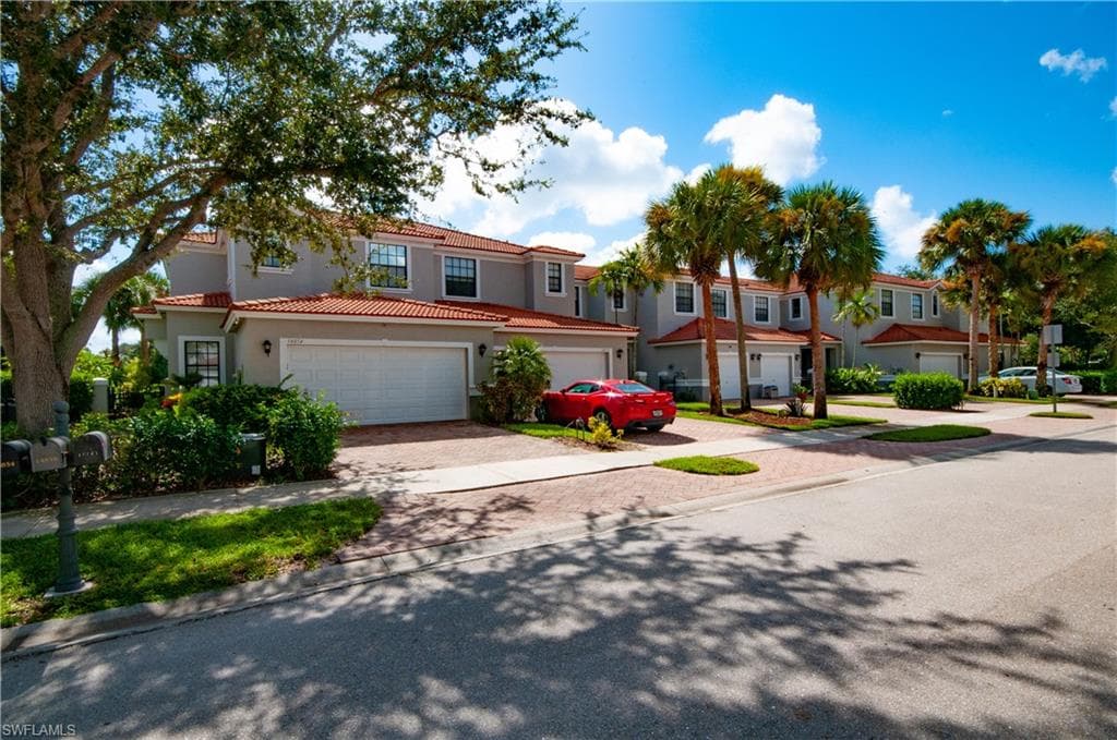 14854 PINNACLE PL NAPLES, FL 34135