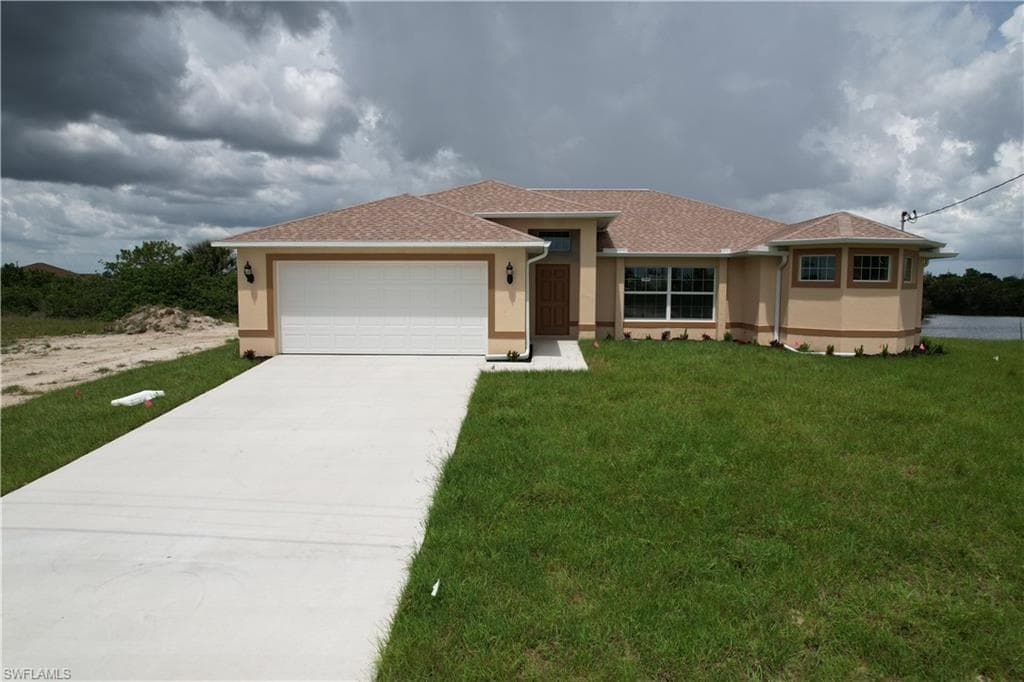 3903 NE 12th AVE CAPE CORAL, FL 33909