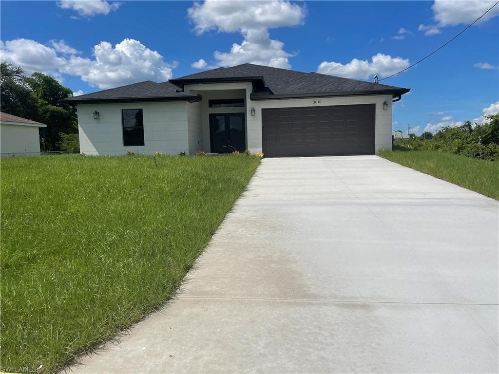 3010 27th ST SW LEHIGH ACRES, FL 33976