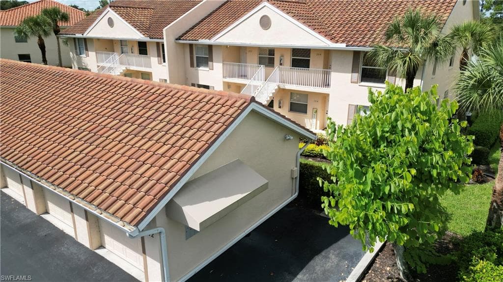 412 Valerie WAY 204 NAPLES, FL 34104