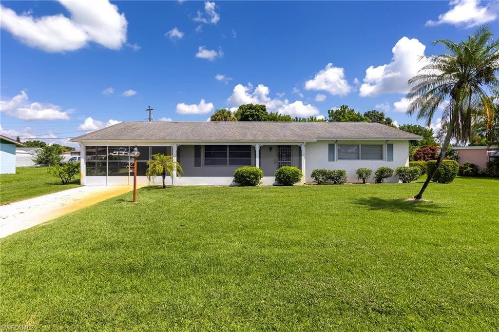 1338 Ellendale CIR LEHIGH ACRES, FL 33936