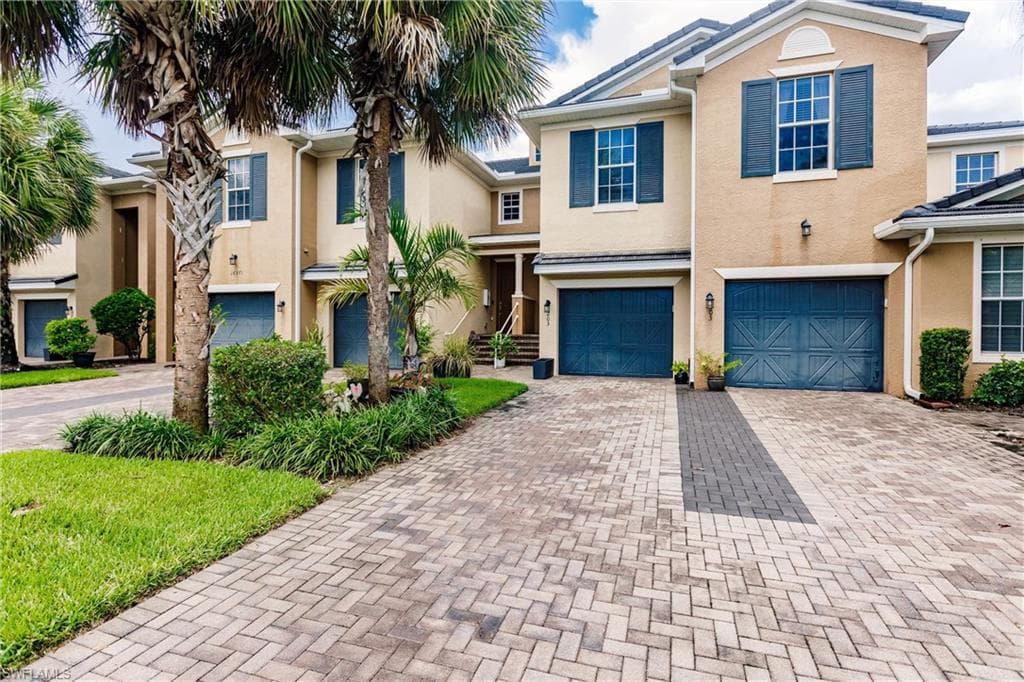 16571 Goldenrod LN 203 ALVA, FL 33920