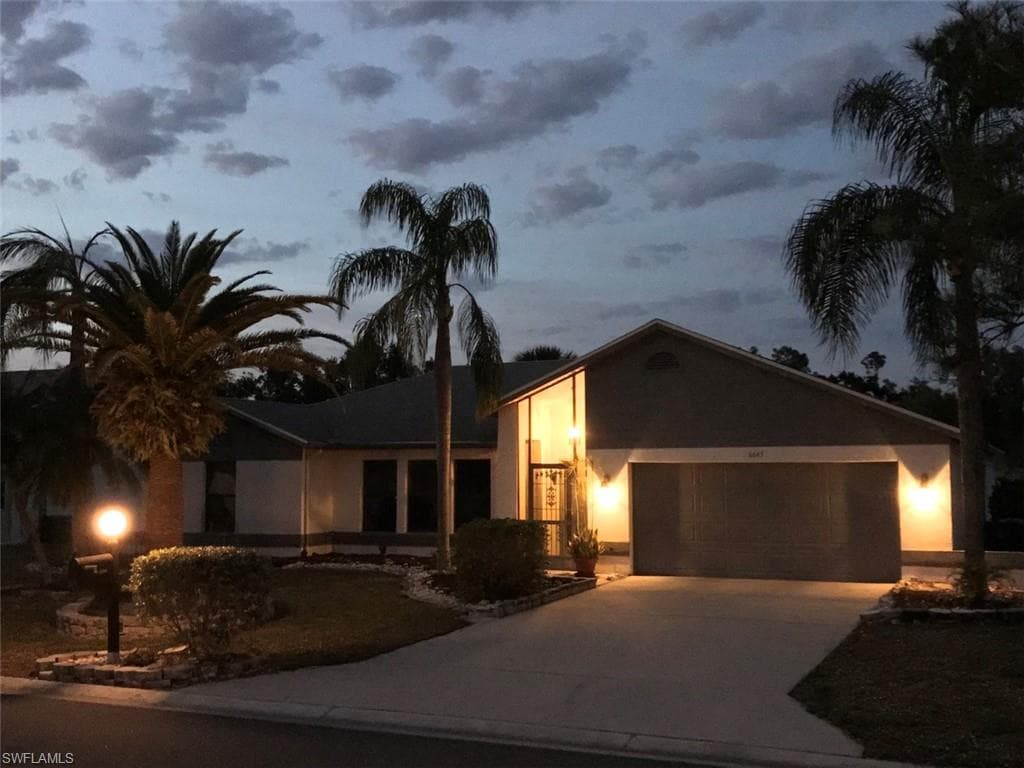 6645 Wakefield DR FORT MYERS, FL 33966