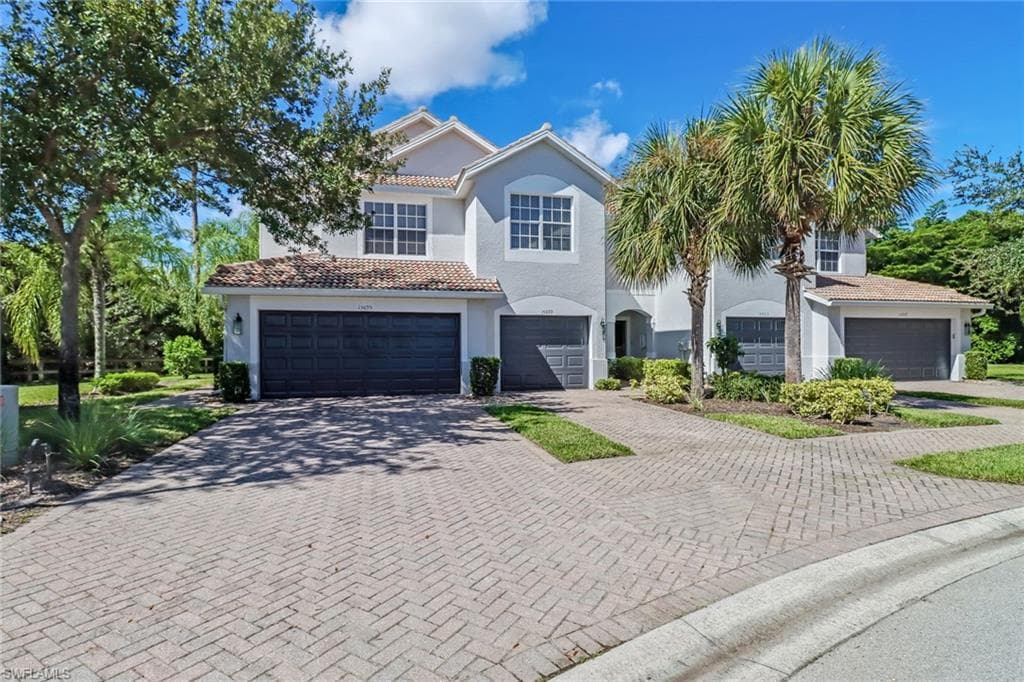 15695 Marcello CIR 118 NAPLES, FL 34110