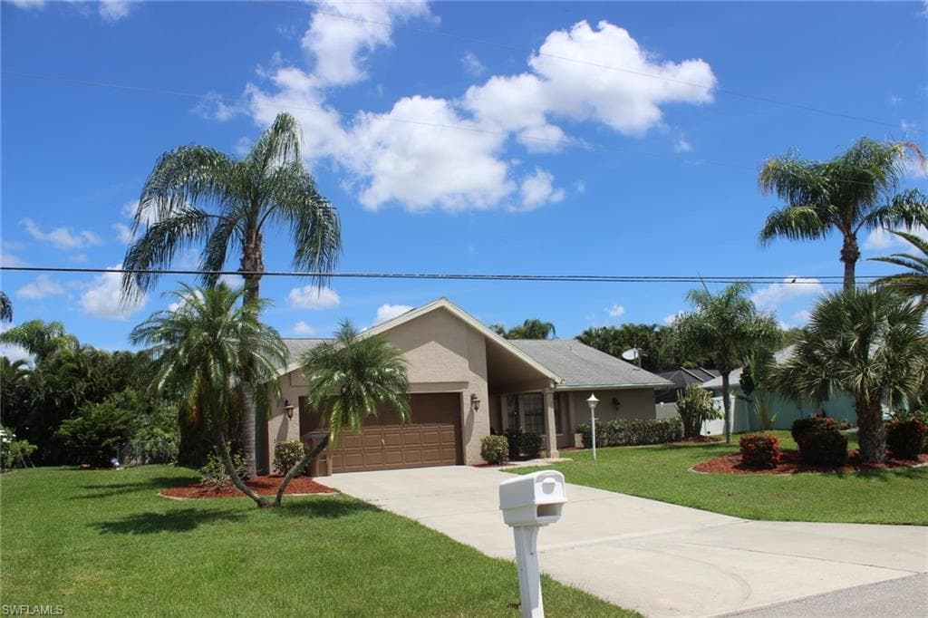 413 SW 52nd ST CAPE CORAL, FL 33914
